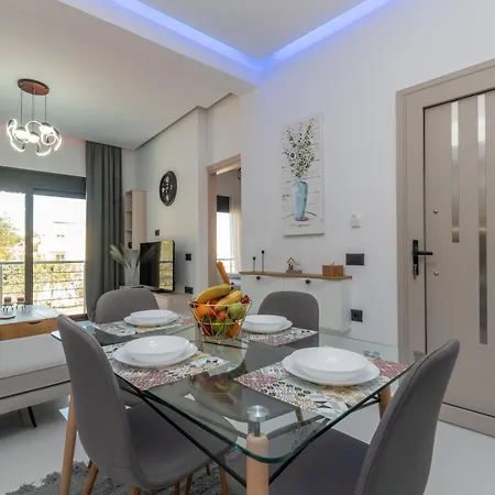 Apartament Eleana's By 