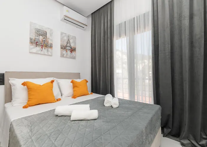 Apartament Eleana's By 