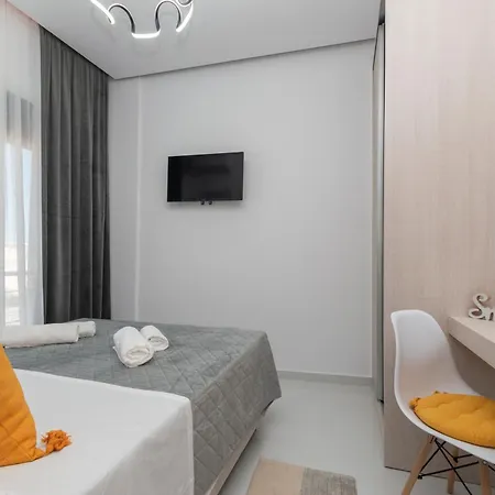 Апартаменты Eleana's By 